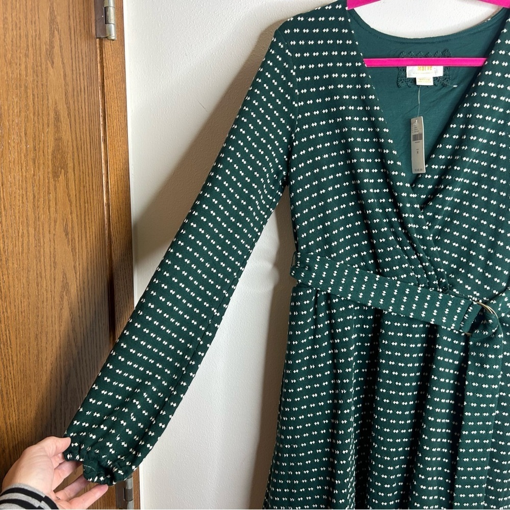 Maeve Anthropolagie M NWT Green Pattern Long Sleeve Dress Vneck Party Event - Picture 6 of 13